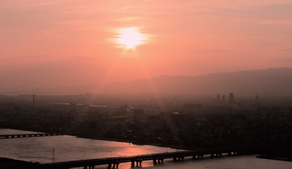 Osaka Sunset.jpg (607 KB)